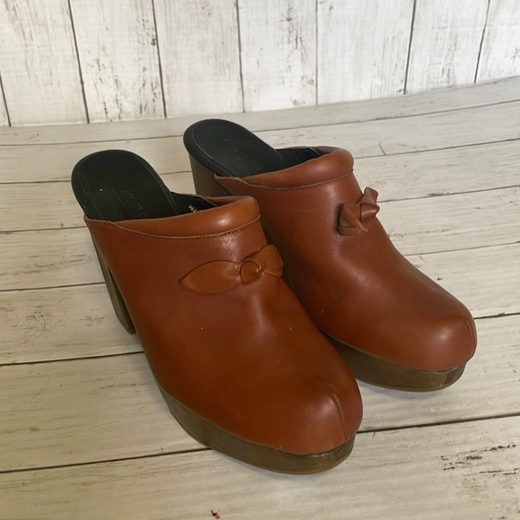 Rachel Comey Whiskey Leather Bow Platform Heeled Clogs - Picture 3 of 15